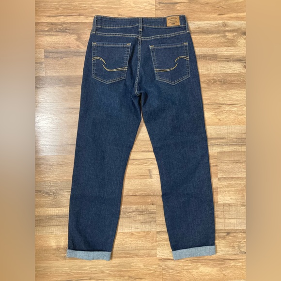 Signature By Levi Strauss Gold | Women’s Mid Rise Boyfriend Cropped Jeans - Picture 9 of 11